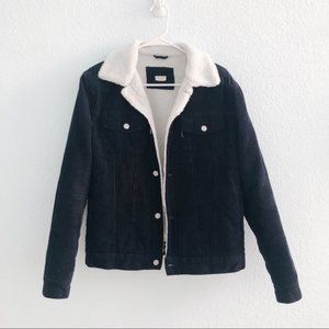 ✰ brandy melville corduroy sherpa jacket ✰